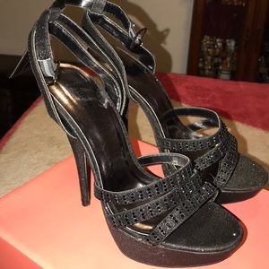 New glittery heels never wore